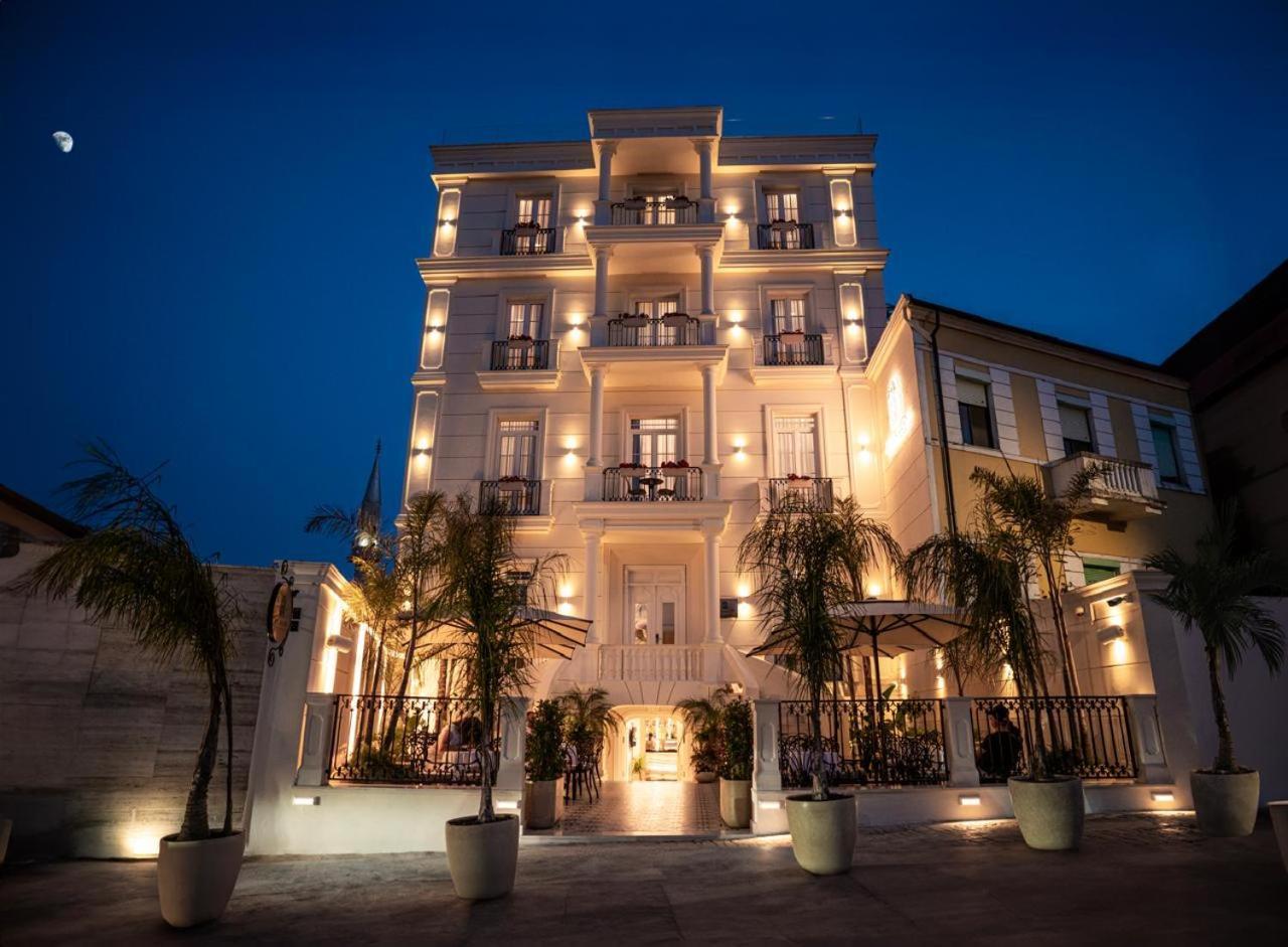 Art Gallery Boutique Hotel Durrës Exterior foto